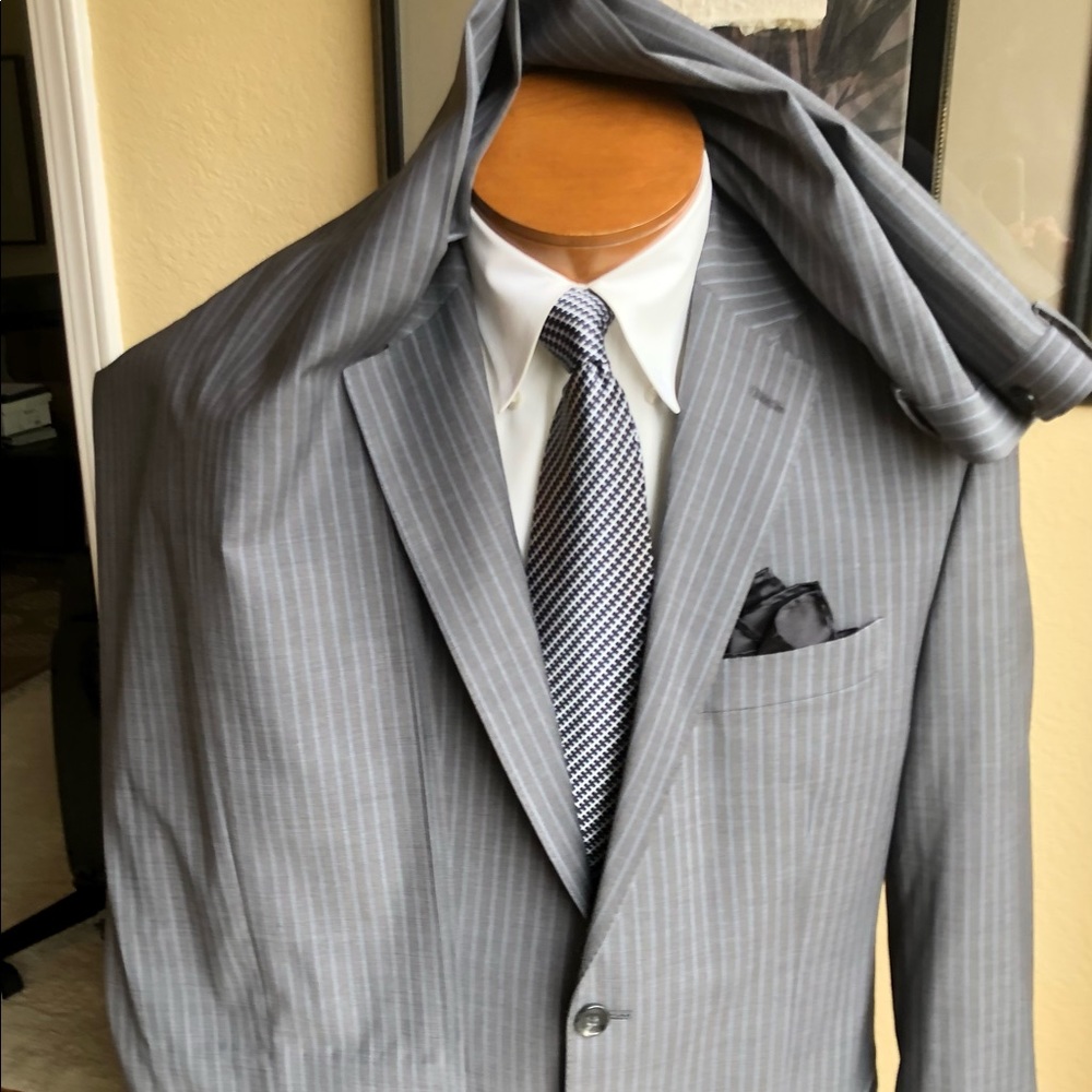 Sean John Gray Pinstripe Suit with White Shirt and Patterned Tie